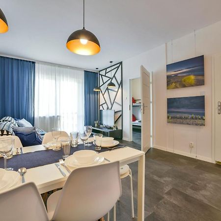 Apartament Wakacyjny Z Klimatyzacja Kolobrzeg Bagian luar foto