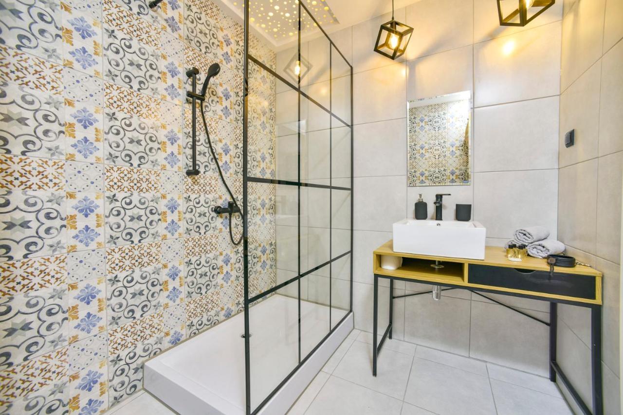 Apartament Wakacyjny Z Klimatyzacja Kolobrzeg Bagian luar foto